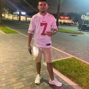 Meet your Posher, Misael